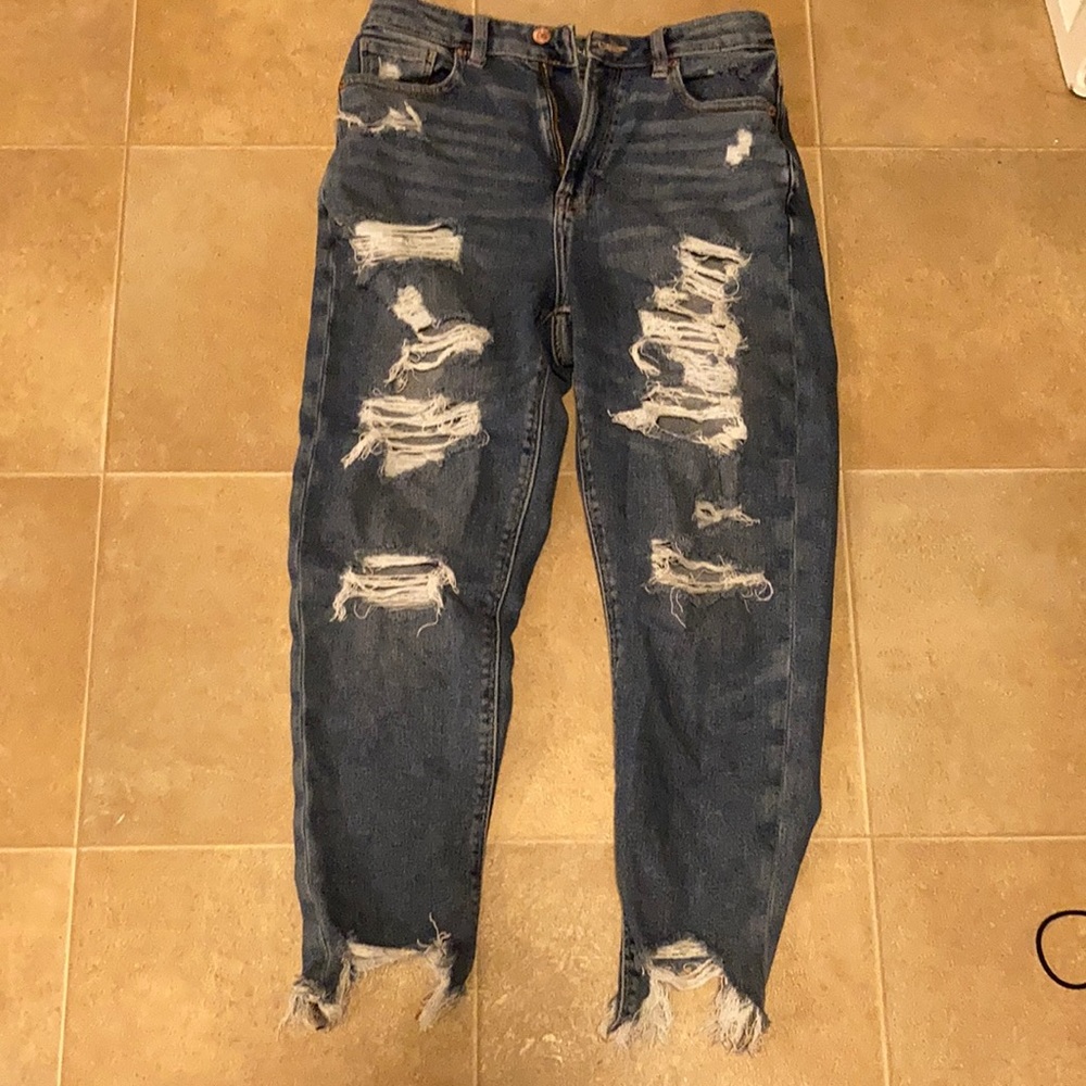 American eagle size 4 short.